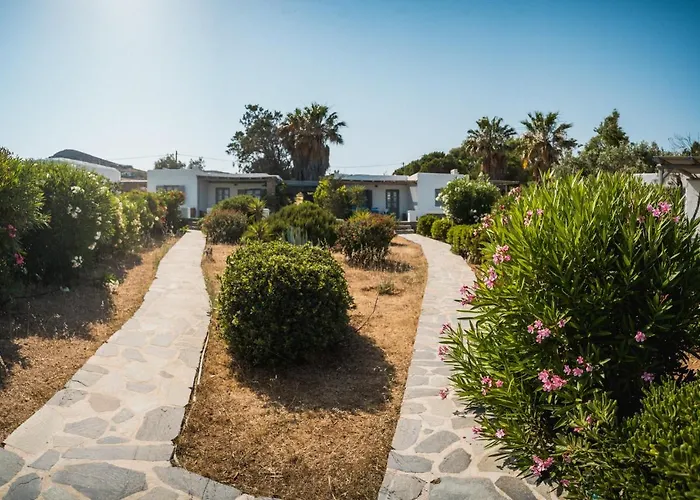 Soros Antiparos Aparthotel 3*