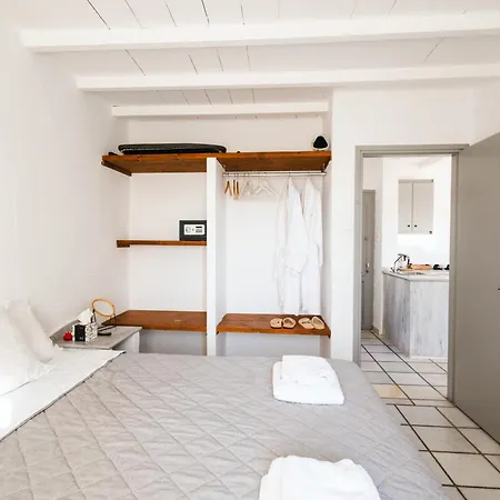 Soros Antiparos Aparthotel