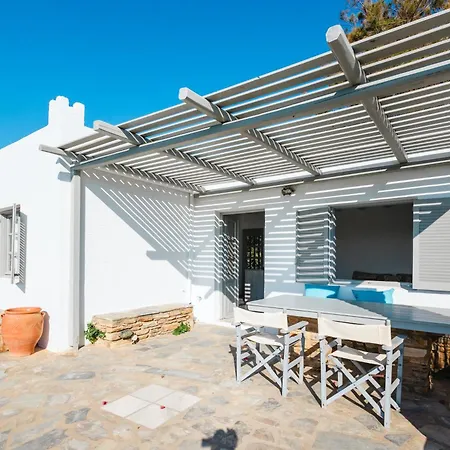 Soros Antiparos Aparthotel 3*