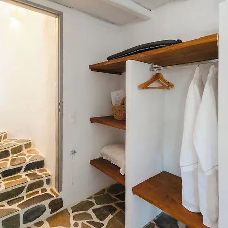 Soros Antiparos 3*