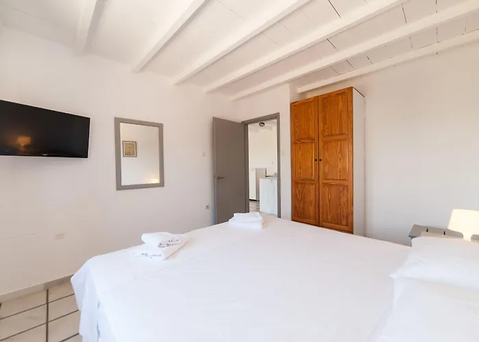 Soros Antiparos Lägenhetshotell 3*